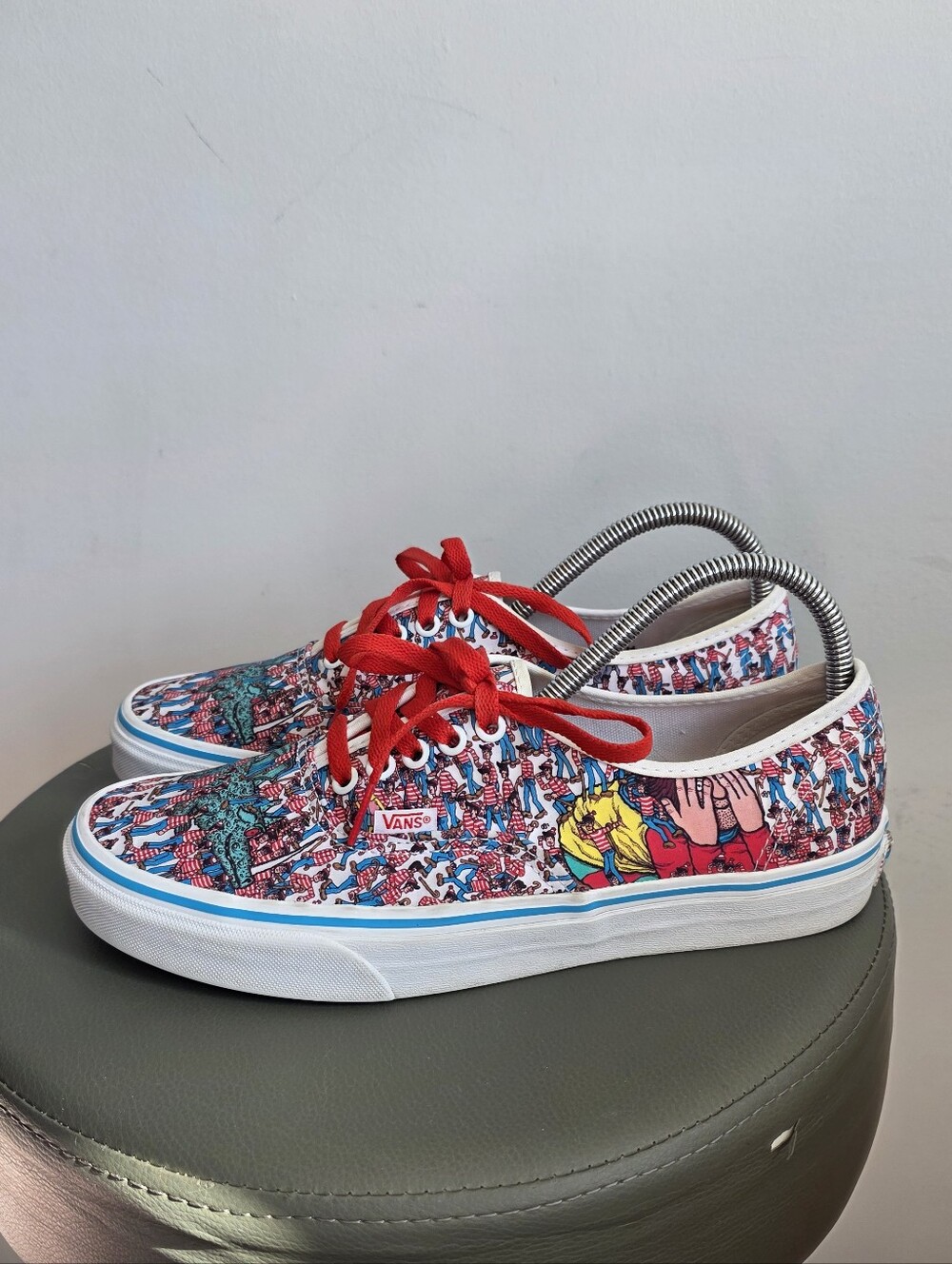 Vans x Where's Waldo Authentic Sneakers Rare Graphic Print Red Laces 9.5M | 11W
